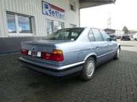 Gebraucht BMW 525 170 PS (125 kW) 1990 Blau Limousine