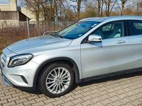 Gebraucht Mercedes GLA200 156 PS (114 kW) 2014 Grau SUV