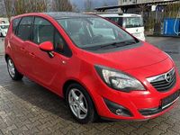 Gebraucht Opel Meriva Color Edition 140 PS (102 kW) 2012 Rot Van / Kleinbus