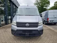 Gebraucht VW Crafter 140 PS (102 kW) 2024 Oyster silver (metallic) Van