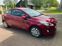 Gebraucht Ford Fiesta Titanium 101 PS (74 kW) 2018 Rot Kleinwagen