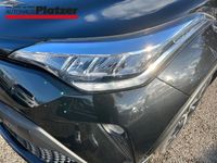 gebraucht Toyota C-HR Hybrid Team D 2.0 EU6d LED Navi Keyless ACC Rückfahrkam. Fernlichtass. PDCv+h LED-Tagfahrlicht