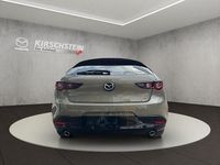 Neu Mazda 3 Homura-Line 140 PS (102 kW) 2025 Zircon sand Limousine