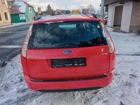 Gebraucht Ford Focus Style 110 PS (80 kW) 2010 Rot Limousine