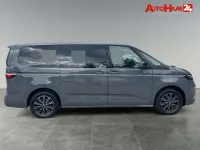 Gebraucht VW Multivan Style 150 PS (110 kW) 2024 Grau Van / Kleinbus