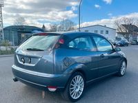 Gebraucht Ford Focus ST 173 PS (127 kW) 2002 Grau Limousine