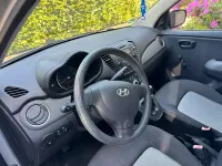 Gebraucht Hyundai i10 67 PS (49 kW) 2010 Grau Kleinwagen