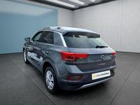 Gebraucht VW T-Roc 150 PS (110 kW) 2023 Grau SUV
