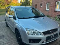Gebraucht Ford Focus 2005 Grau Limousine