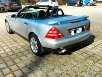 Gebraucht Mercedes SLK200 136 PS (100 kW) 1999 Silber Cabrio