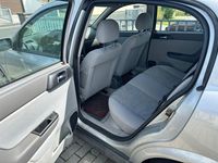 Second-hand Opel Astra 75 CP (55 kW) 1999 Argintiu Berlinǎ