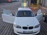 Usata BMW 116 120 CV (88 kW) 2009 Bianco Utilitaria