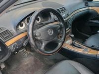 Gebraucht Mercedes E320 Avantgarde 224 PS (164 kW) 2008 Schwarz Kombi