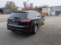 Gebraucht Ford Mondeo Titanium 140 PS (102 kW) 2014 Schwarz Kombi