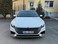 Gebraucht VW Arteon R-line 240 PS (176 kW) 2018 Weiß Kleinwagen
