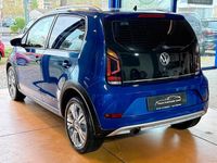 Gebraucht VW cross up! 75 PS (55 kW) 2017 Blau Kleinwagen