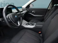 Gebraucht BMW 320 184 PS (135 kW) 2023 Schwarz Kombi