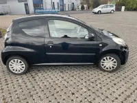 Gebraucht Citroën C1 60 PS (44 kW) 2013 Schwarz Kleinwagen