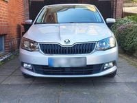 Gebraucht Skoda Fabia Ambition 105 PS (77 kW) 2016 Silber Kleinwagen