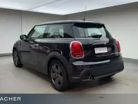 Gebraucht Mini Cooper Coupé Classic 136 PS (100 kW) 2023 Midnight black metallic Coupé