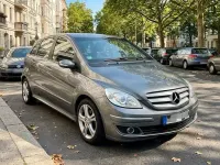 Gebraucht Mercedes B200 140 PS (102 kW) 2008 Grau Van / Kleinbus