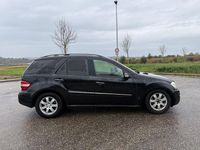 Gebraucht Mercedes ML280 190 PS (139 kW) 2006 Schwarz SUV
