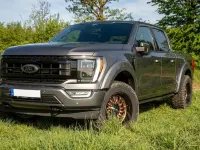 Używany Ford V8 Lariat 405 KM (297 kW) 2022 Szary SUV