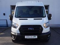 Gebraucht Ford Transit Trend 131 PS (96 kW) 2023 Weiß Limousine
