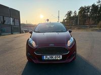 Gebraucht Ford Fiesta SYNC Edition 82 PS (60 kW) 2014 Rot Kleinwagen