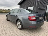 Gebraucht Skoda Octavia Style 116 PS (85 kW) 2018 Grau Limousine