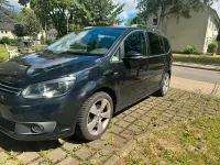 Gebraucht VW Touran 105 PS (77 kW) 2012 Schwarz Van / Kleinbus