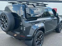 Neu Land Rover Defender 635 PS (467 kW) 2025 Carpathian grey hochglanz SUV