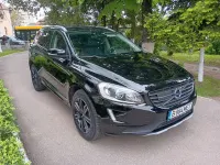 Second-hand Volvo XC60 Momentum 190 CP (139 kW) 2018 Negru SUV