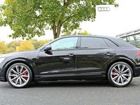 Gebraucht Audi SQ8 Competition 507 PS (372 kW) 2023 Mythosschwarz metallic SUV