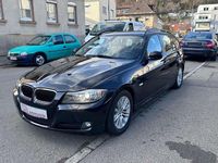 Gebraucht BMW 320 177 PS (130 kW) 2010 Black sapphire metallic Kombi
