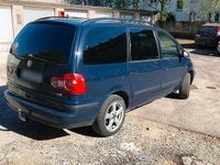 Second-hand VW Sharan 116 CP (85 kW) 2007 Albastru Monovolum