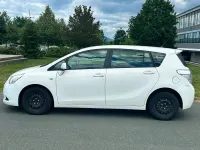 Gebraucht Toyota Verso Comfort 126 PS (92 kW) 2011 Weiß Van / Kleinbus