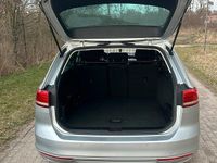 Gebraucht VW Passat Comfortline 150 PS (110 kW) 2017 Silber Kombi