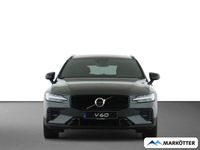 Neu Volvo V60 Plus 455 PS (334 kW) 2025 Grün Kombi