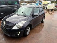 Gebraucht Suzuki Swift Club 94 PS (69 kW) 2014 Schwarz Kleinwagen