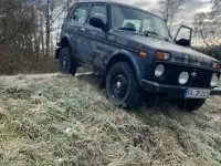 Gebraucht Lada niva 83 PS (61 kW) 2011 SUV