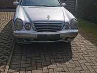 Gebraucht Mercedes E320 Avantgarde 197 PS (144 kW) 2002 Silber Kombi