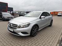 Gebraucht Mercedes A180 122 PS (89 kW) 2013 Silber Limousine