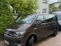 Gebraucht VW Multivan 150 PS (110 kW) 2019 Braun Van / Kleinbus