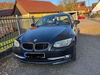 Gebraucht BMW 318 143 PS (105 kW) 2011 Schwarz Coupé