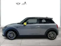 Gebraucht Mini Cooper SE Hatch 135 kW (184 PS) 2022 Grau metallic Kleinwagen