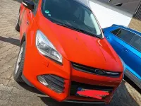 Gebraucht Ford Kuga Trend 150 PS (110 kW) 2016 Rot SUV