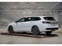 Neu VW Passat IQ Drive 150 PS (110 kW) 2025 Oryxweiß perlmutteffekt Kombi