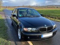 Gebraucht BMW 318 143 PS (105 kW) 2004 Schwarz Limousine