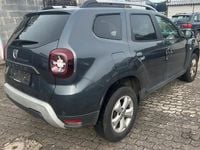 Gebraucht Dacia Duster Comfort 114 PS (83 kW) 2019 Grau SUV